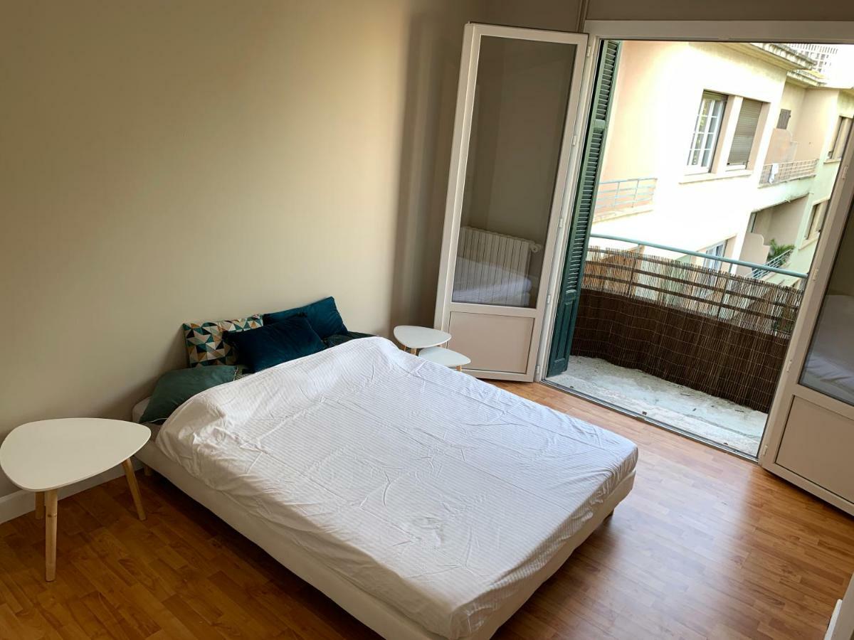 Apartment T3 Avec Parking Prive 500m Remparts Walls Avignon